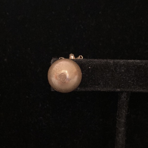 Reversible Christmas Bow Earrings - Picture 3 of 3